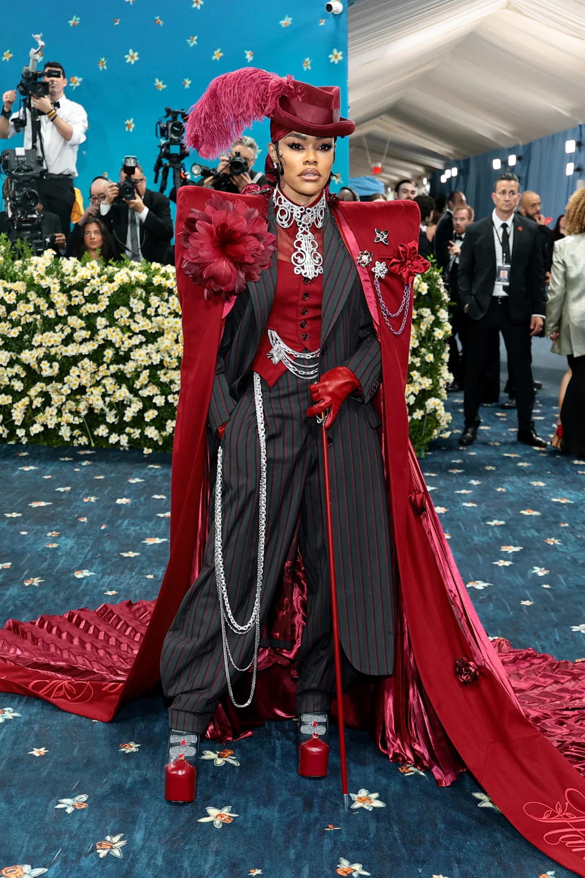Met-Gala-2025 в стиле Rave