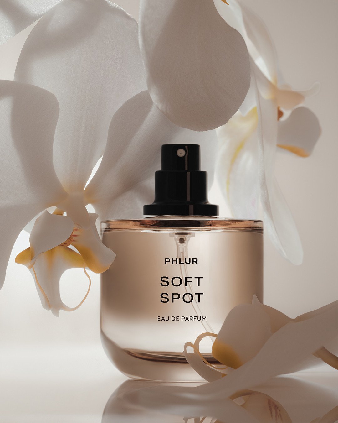 Парфюм с мягкой пятнами Phlur Pure Girl